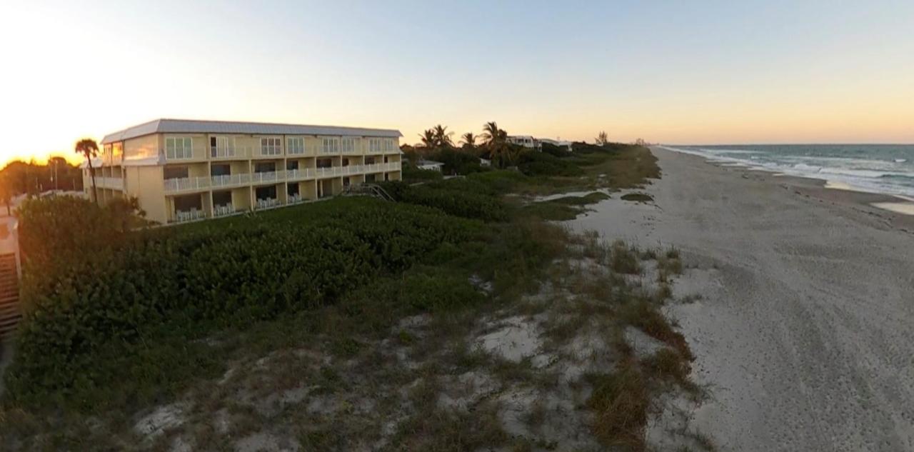 Tuckaway Shores Resort Melbourne Exterior photo