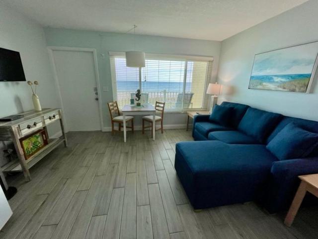 Tuckaway Shores Resort Melbourne Exterior photo