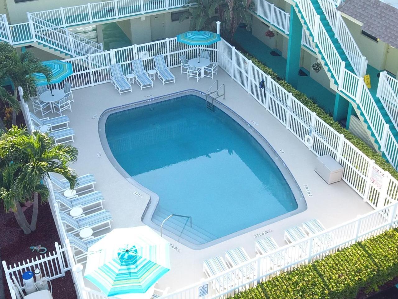 Tuckaway Shores Resort Melbourne Exterior photo